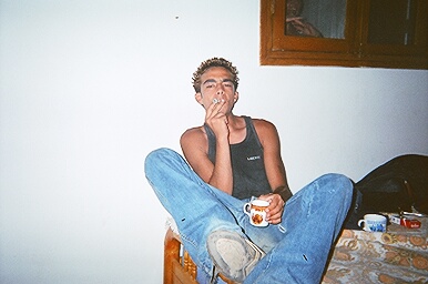 en mode k-fé dans la main  cousin ...